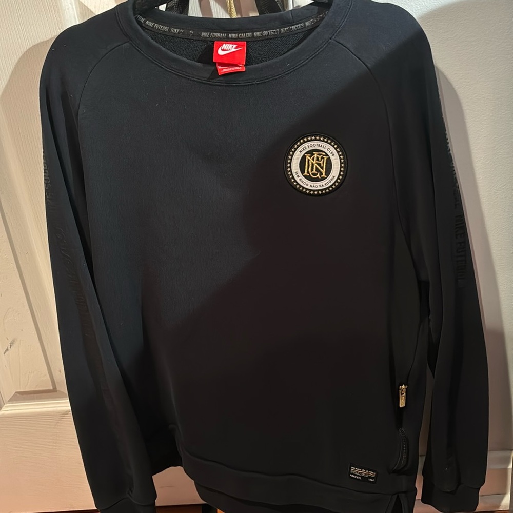 Crewneck sweatshirt